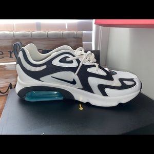 Nike Air Max 200 Wmns 8.5